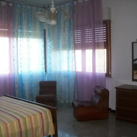 Peppe Πανσιόν 3*